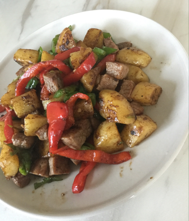 杏鲍菇黑胡椒牛肉粒~老丁的私房菜