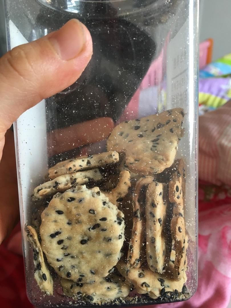 无糖黑芝麻苏打饼干