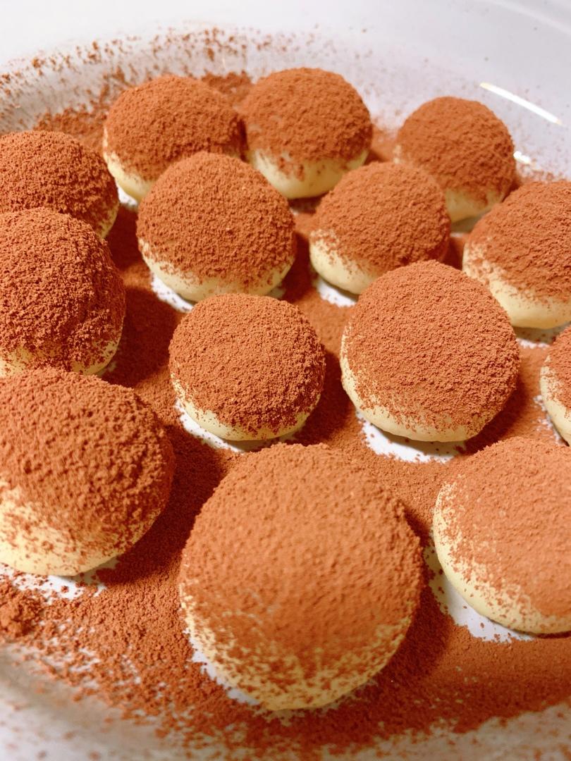 免烤箱‼️简单三步的可可牛奶球🔥超Q弹