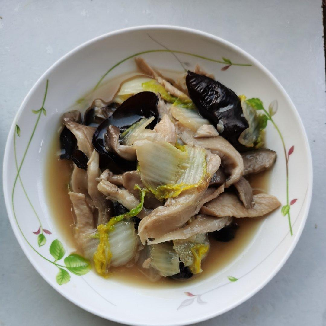 白菜木耳炒肉