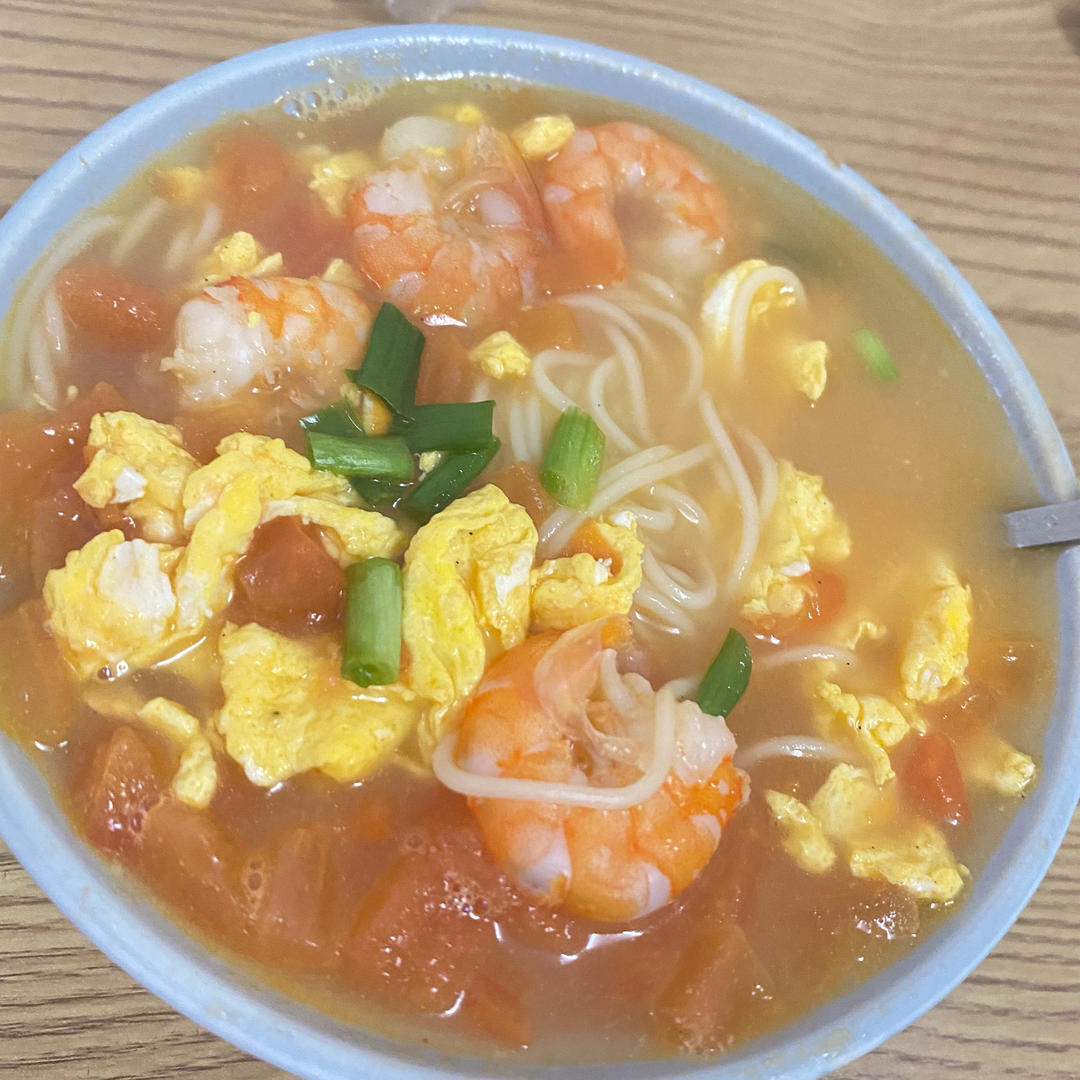 番茄鸡蛋虾仁面