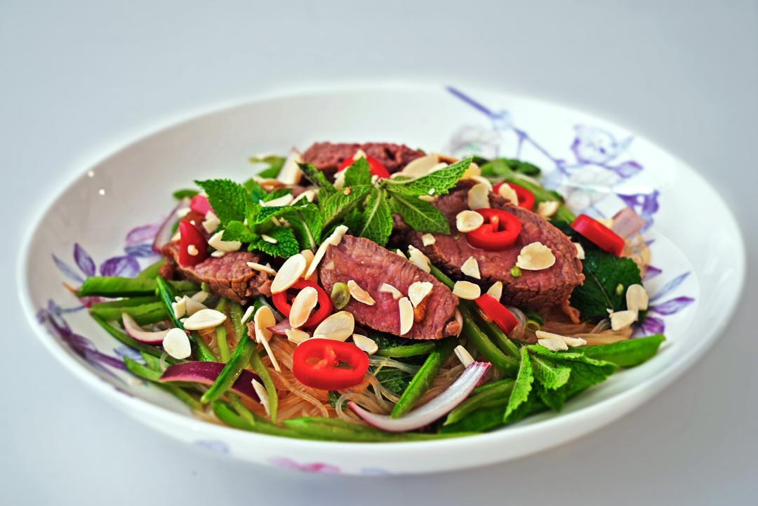 牛肉粉丝沙拉[asian beef and noodle salad]的做法