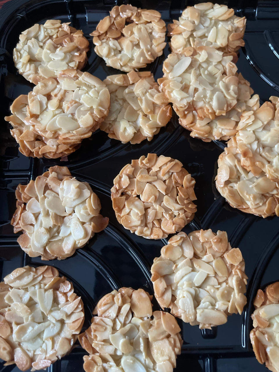 Pierre Herme的杏仁瓦片