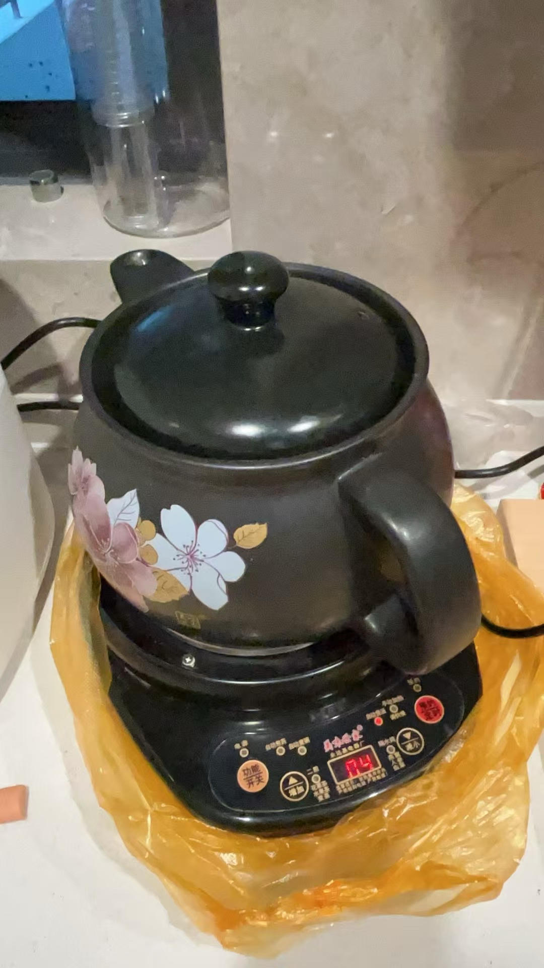 海带排骨肉汤
每日一汤养生