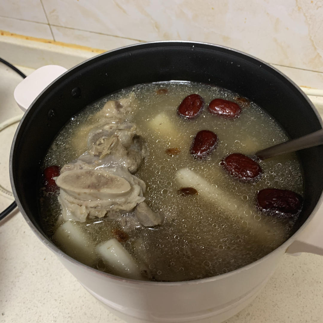 排骨山药汤