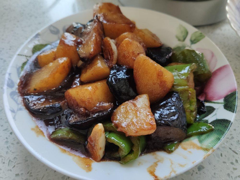 超级下饭的地三鲜