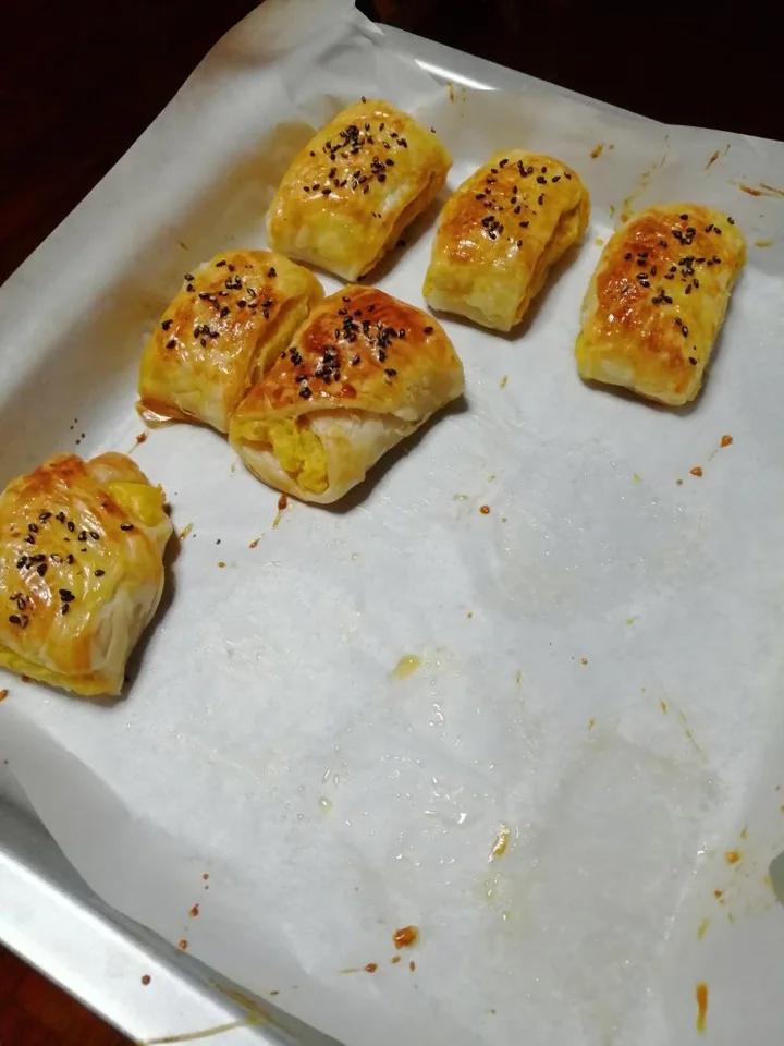 巨好吃❗巨简单❗酥到掉渣的手抓红薯酥饼。