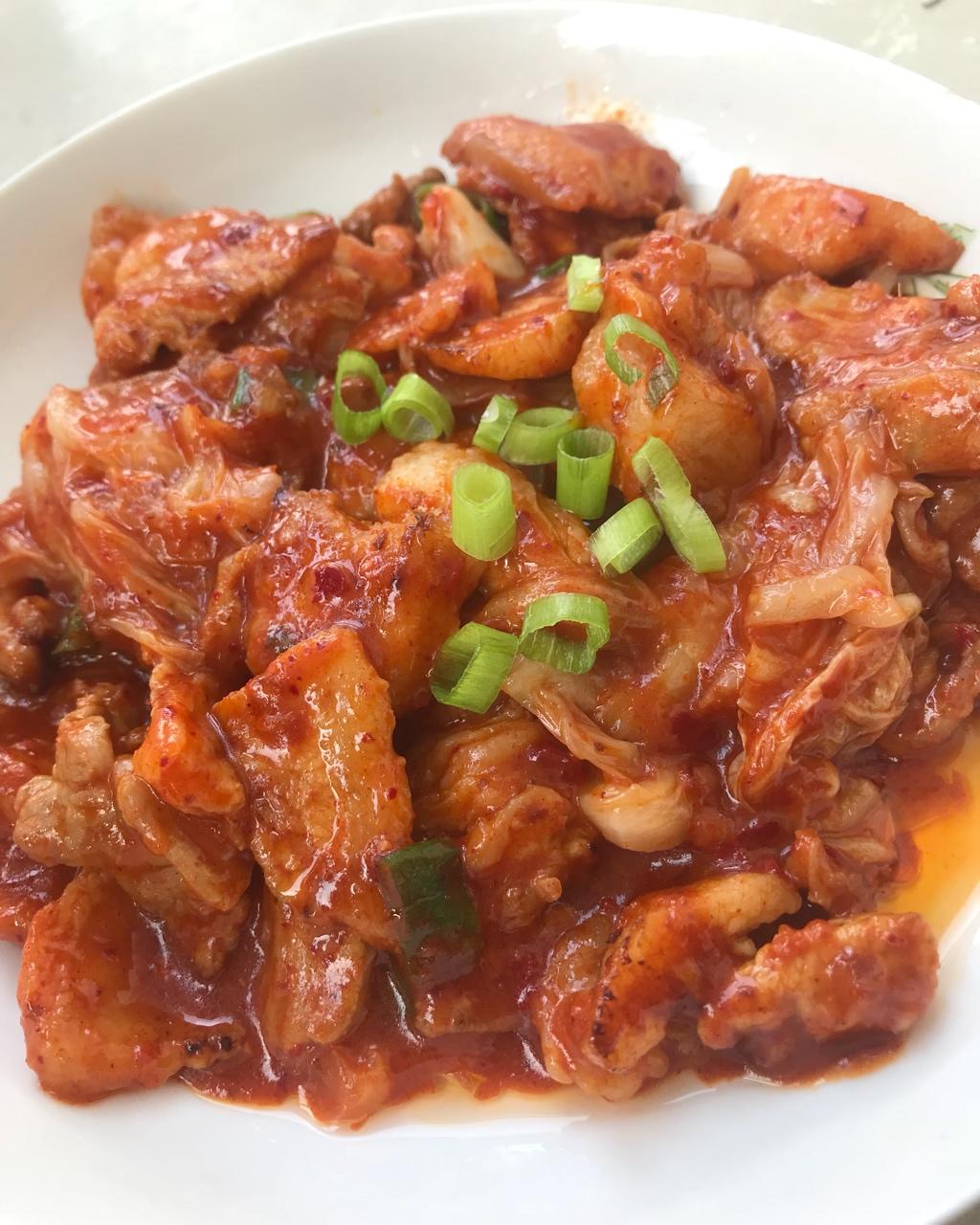 辣白菜炒五花肉