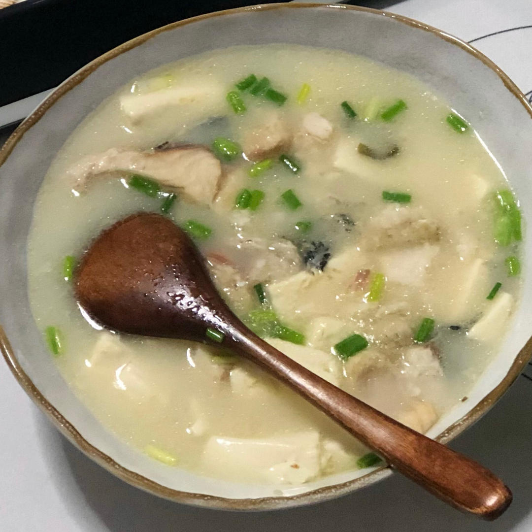 黑鱼豆腐汤