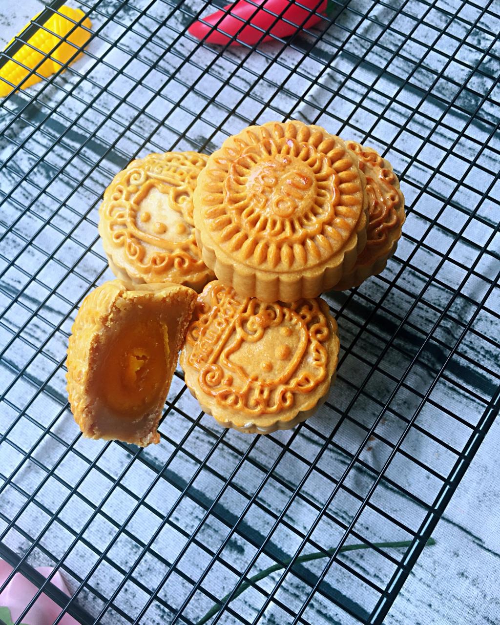 广式豆沙月饼