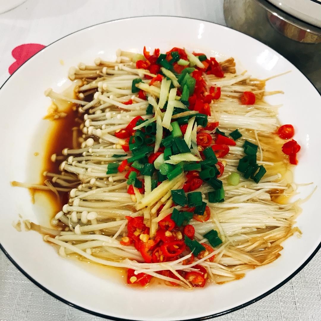 剁椒金针菇