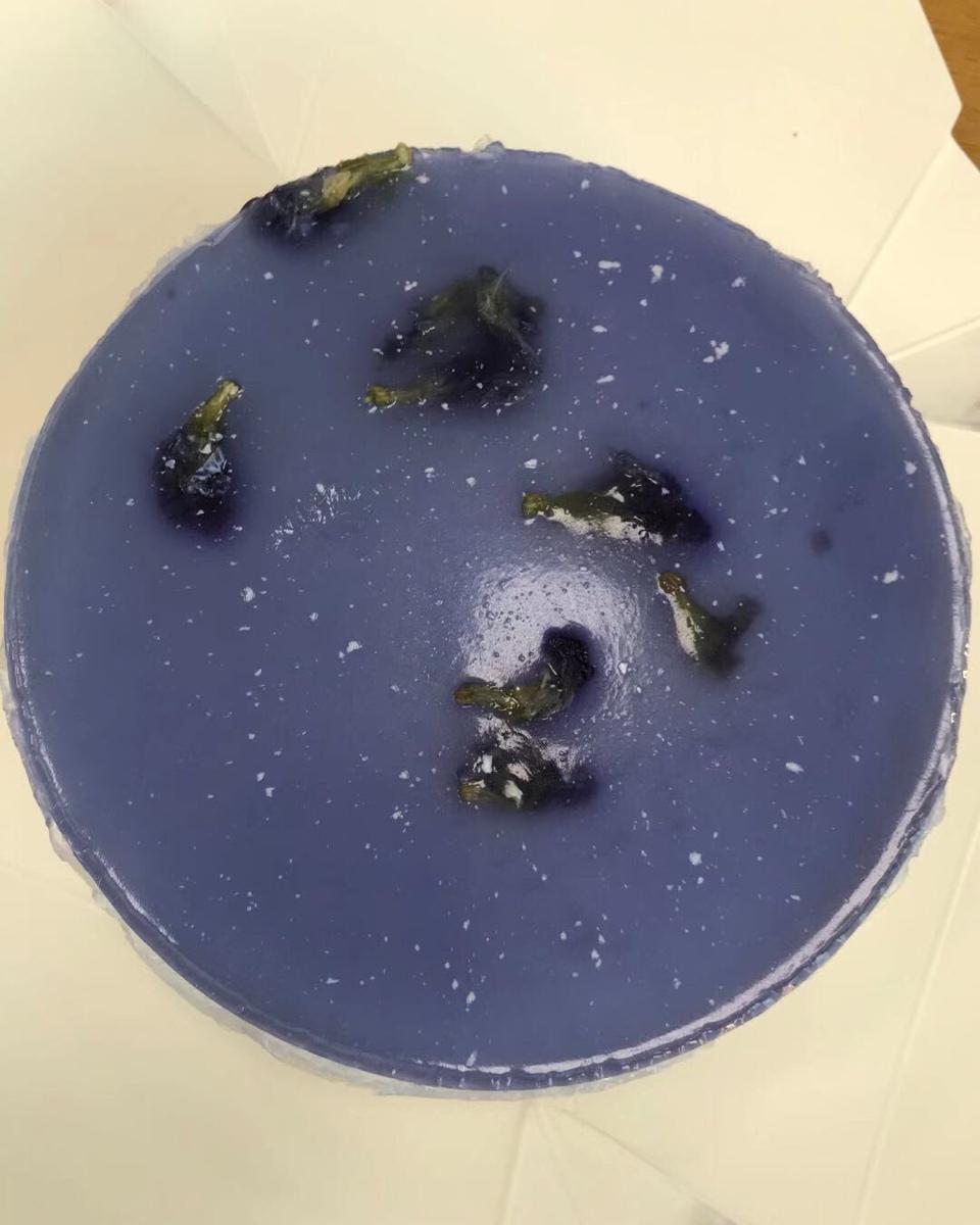 颜值爆表的樱花慕斯。（6寸圆模）