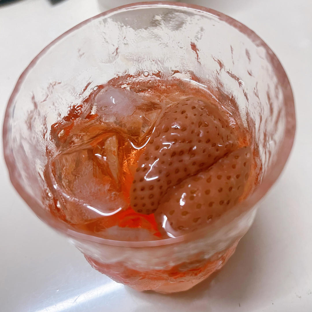 超好喝的草莓酒 凤梨酒