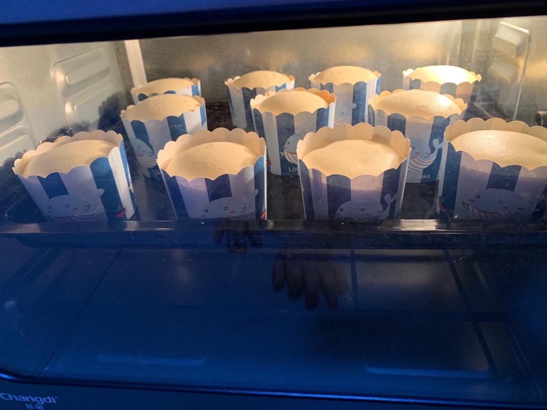 纸杯戚风蛋糕