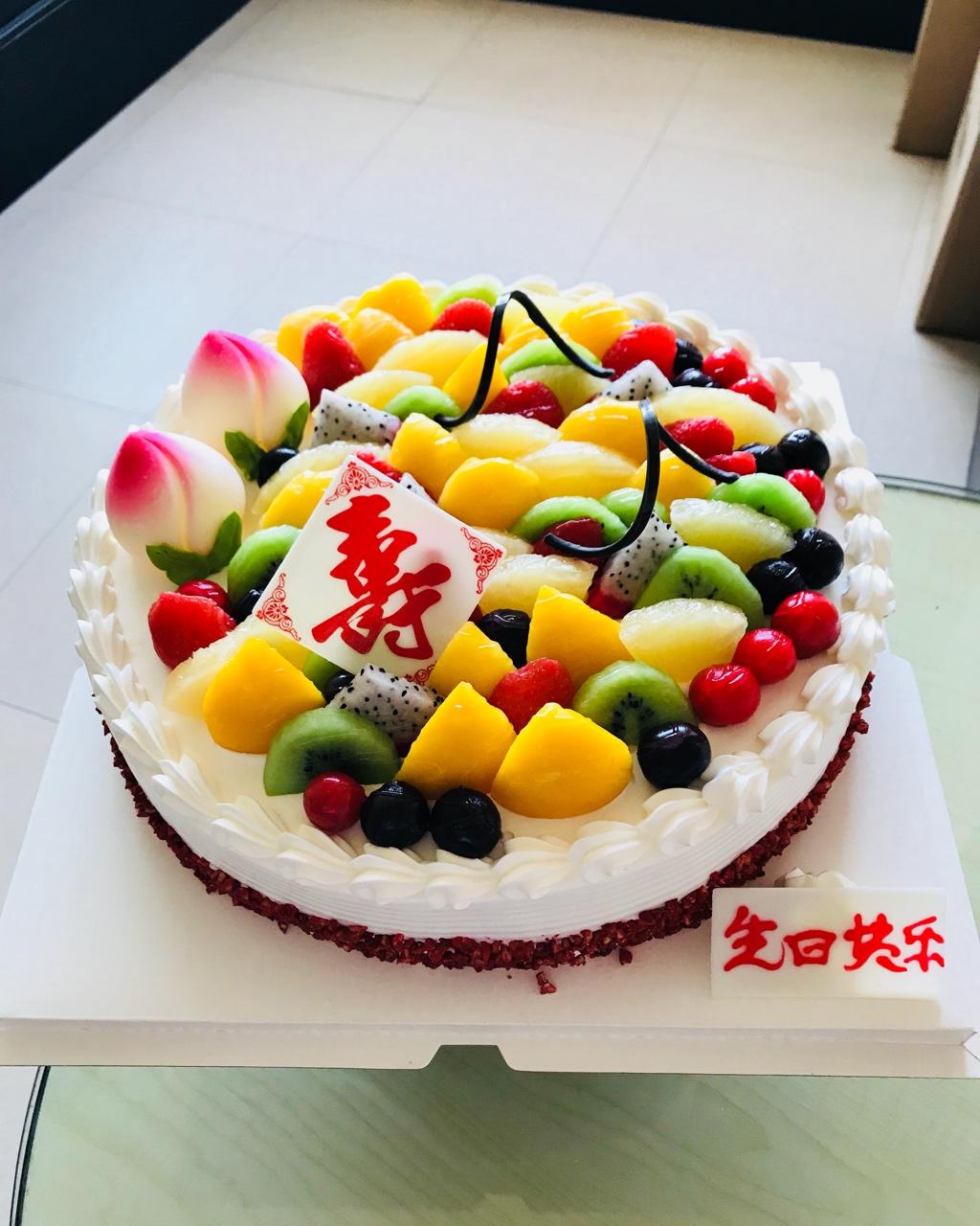 阿李李李李做的寿字祝寿蛋糕(含寿桃做法)