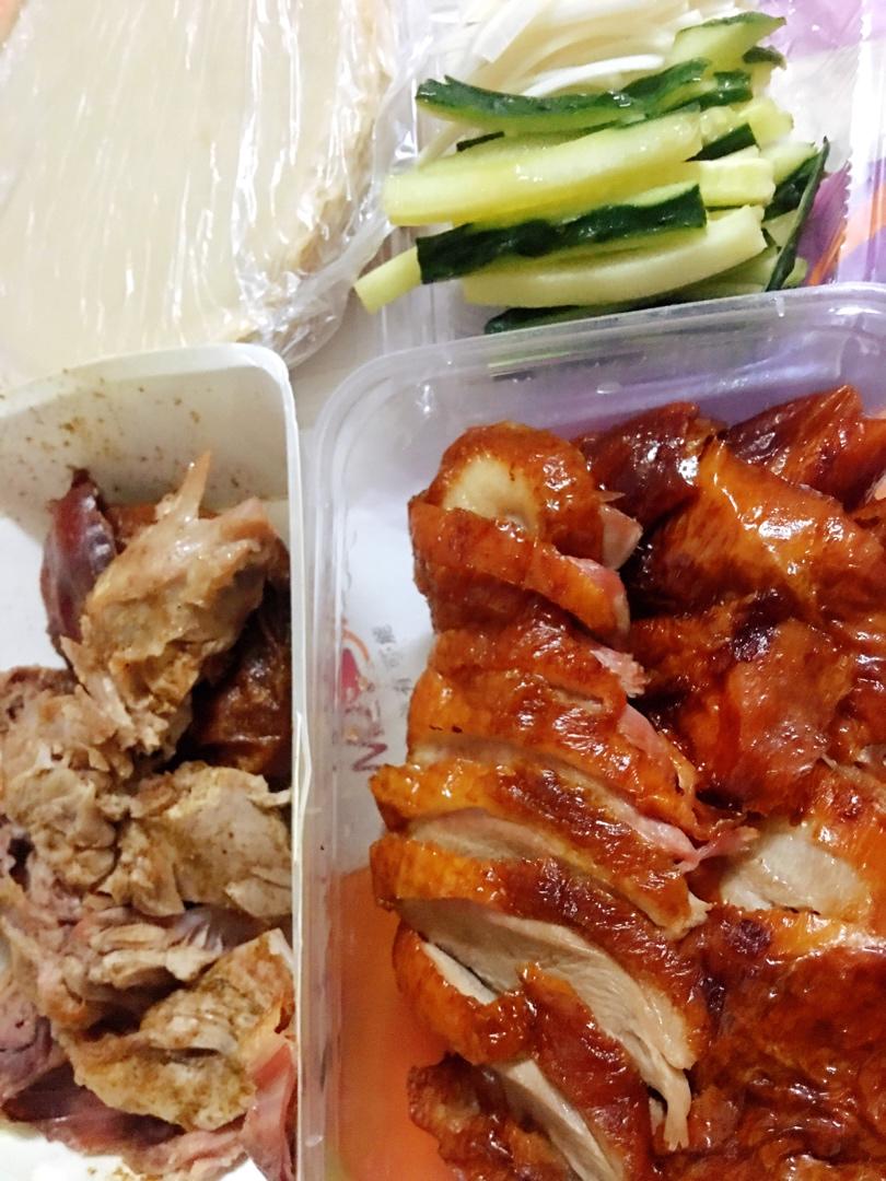 家庭版脆皮北京烤鸭（含荷叶饼和甜面酱做法）