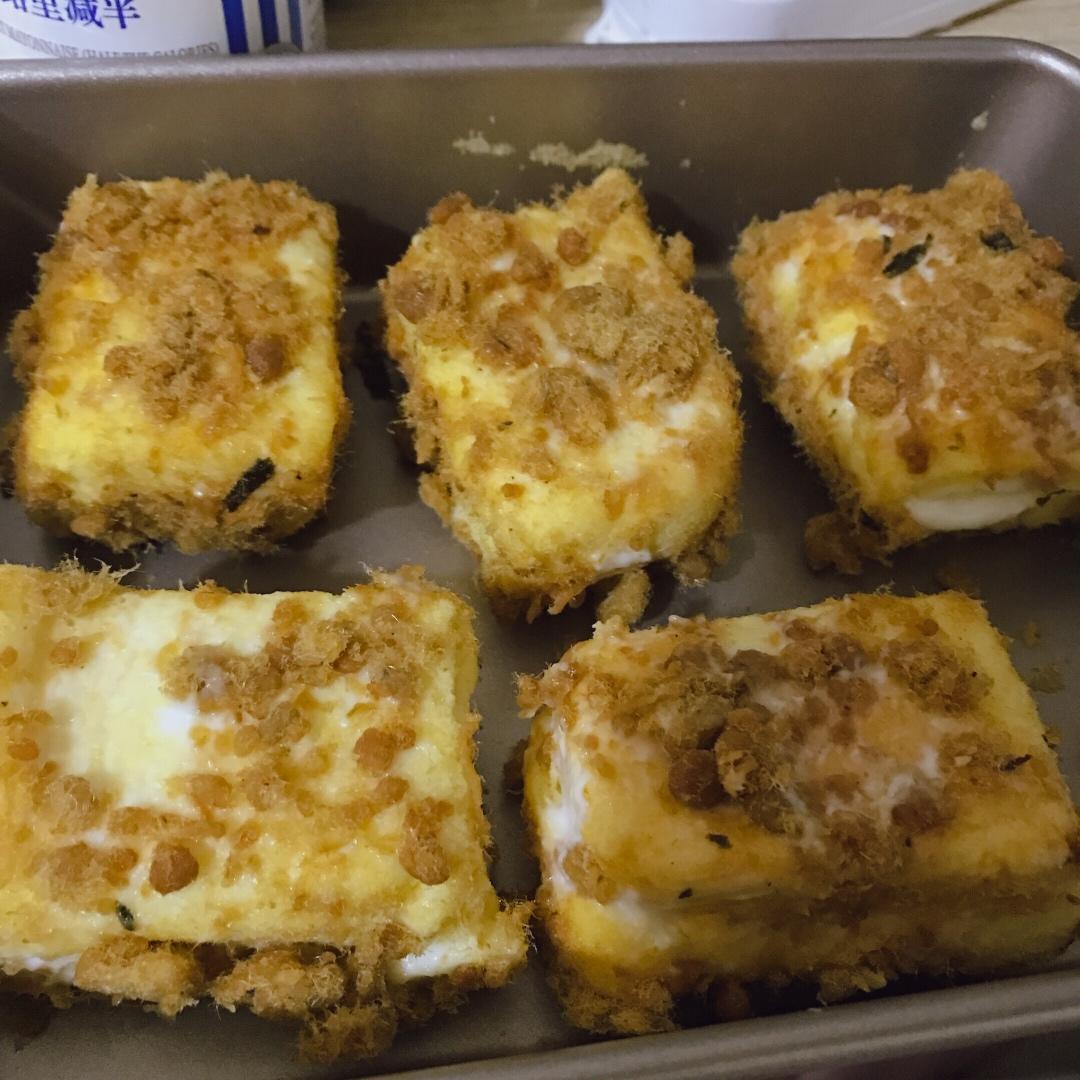 美味海苔肉松小贝