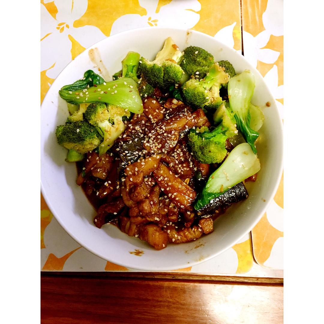 鳗鱼干烧肉