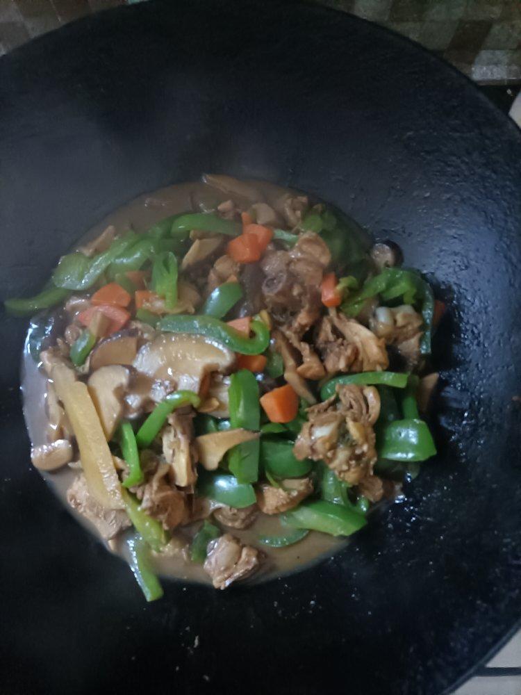 黄焖鸡米饭