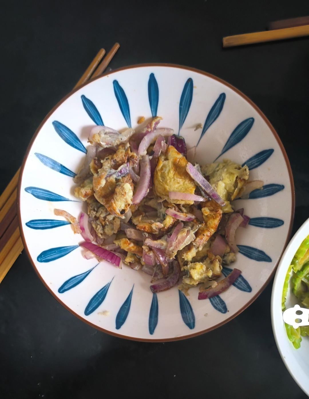 降压防癌的好食材  洋葱炒鸡蛋