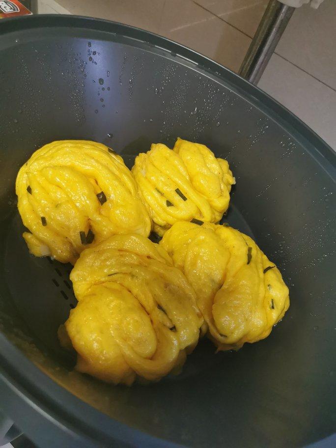 葱油南瓜全麦花卷
