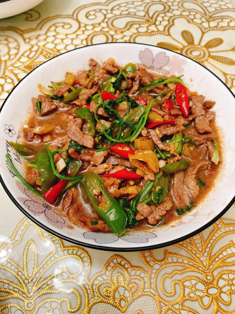 宠虫vis7做的下饭菜小炒黄牛肉