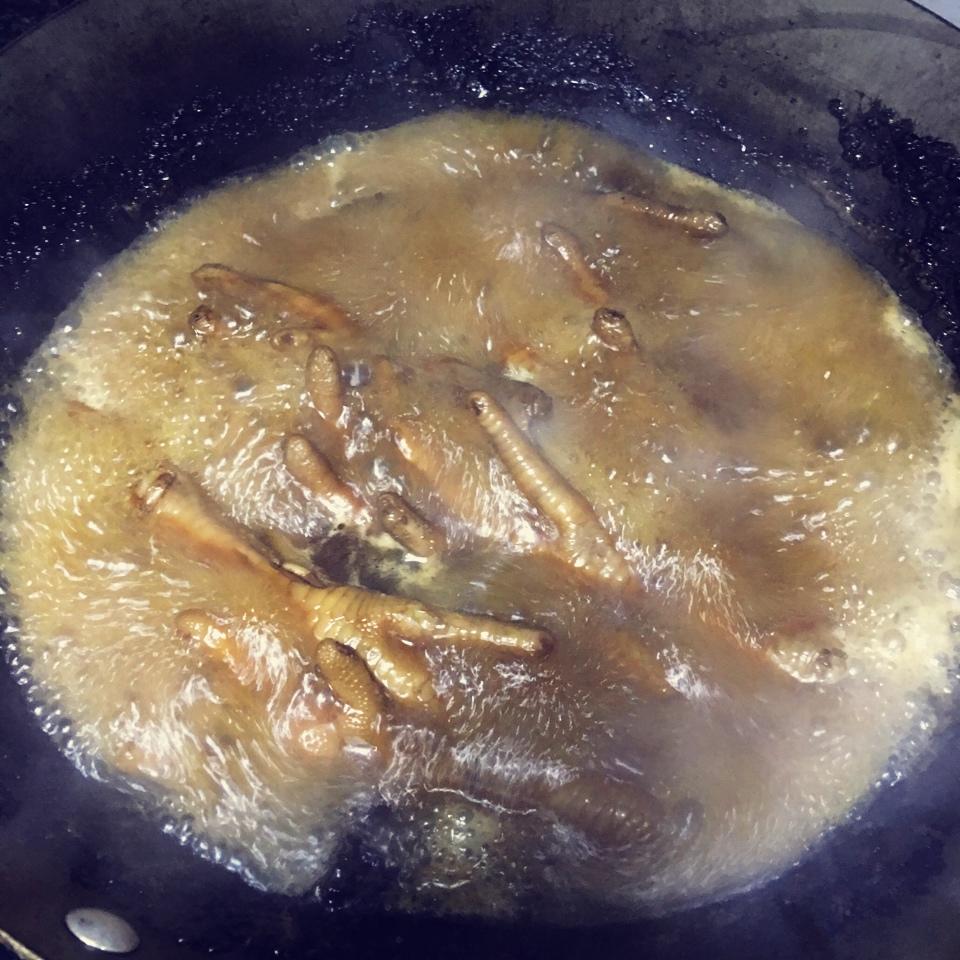 秘制红烧鸡爪