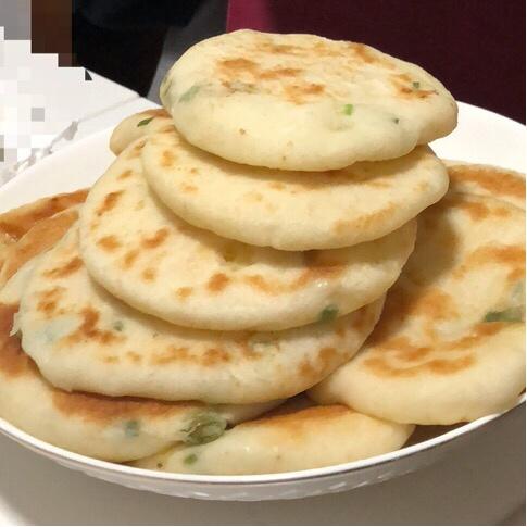 发面椒香葱花饼（超级宣软）