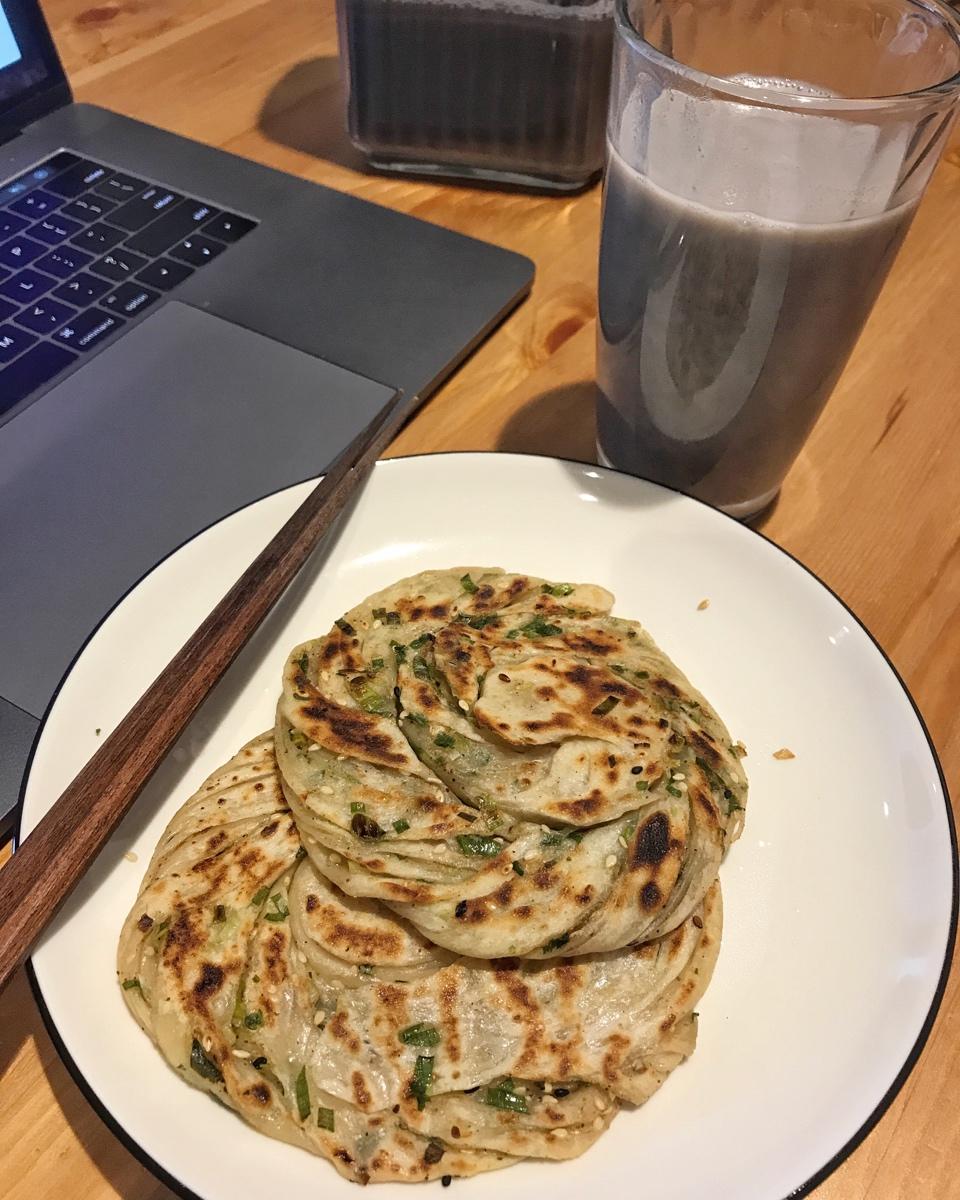 葱油饼（附外酥里嫩的技巧）