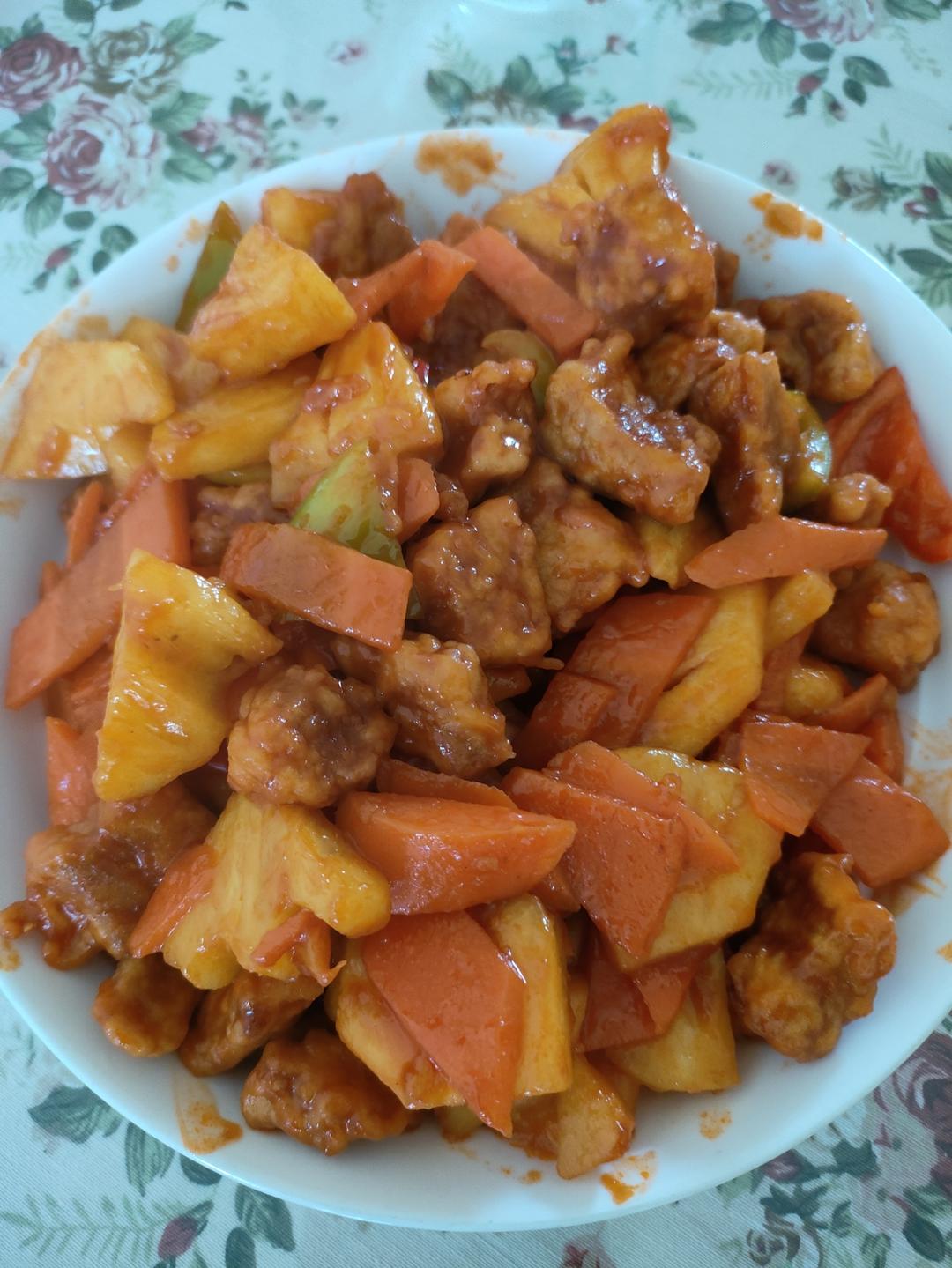 菠萝咕噜肉