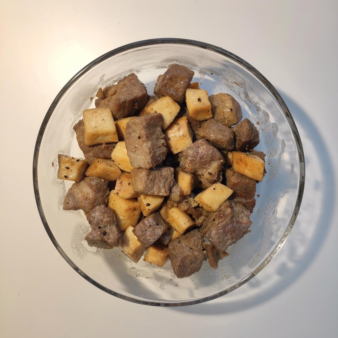 黑胡椒杏鲍菇牛肉粒