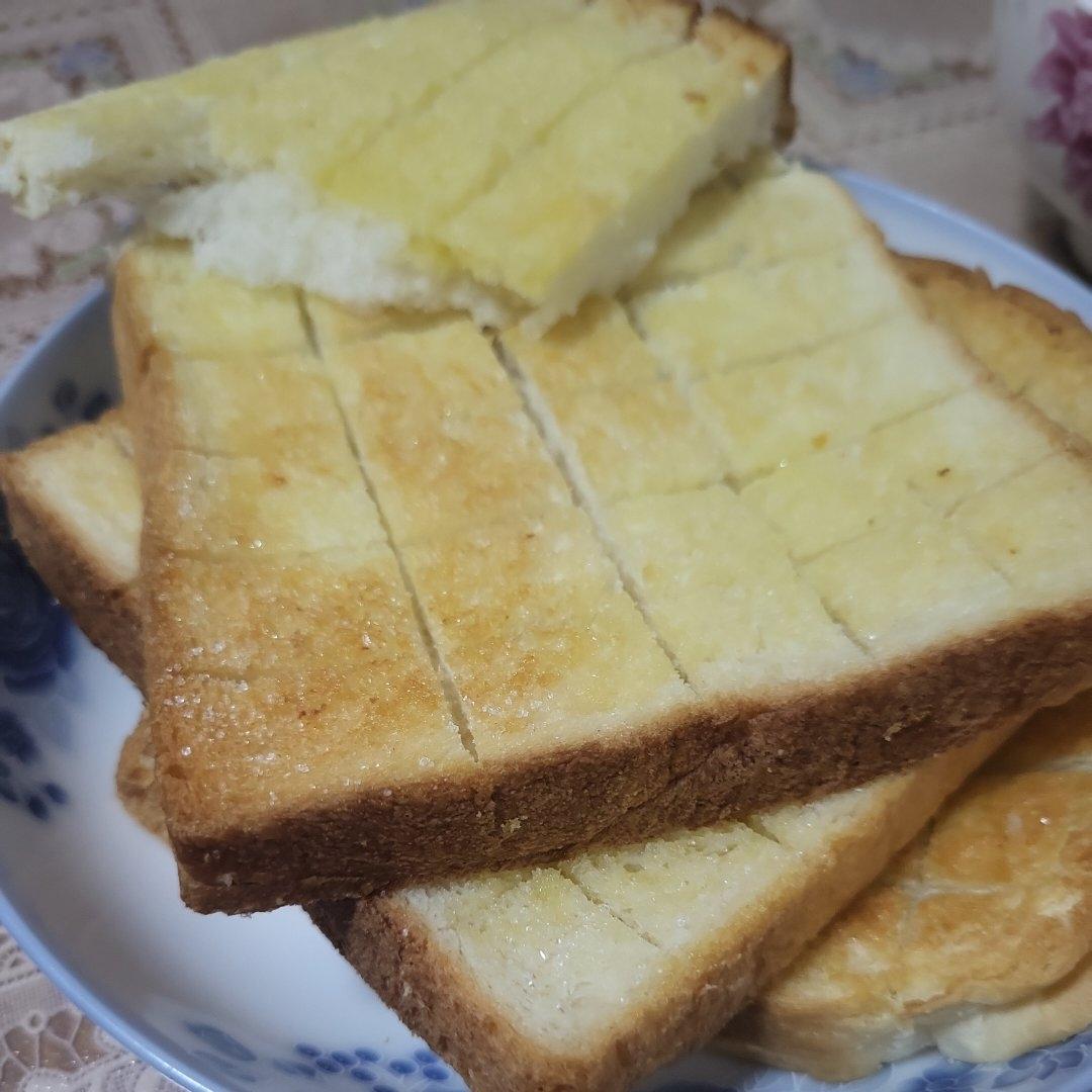 黄油焦糖吐司