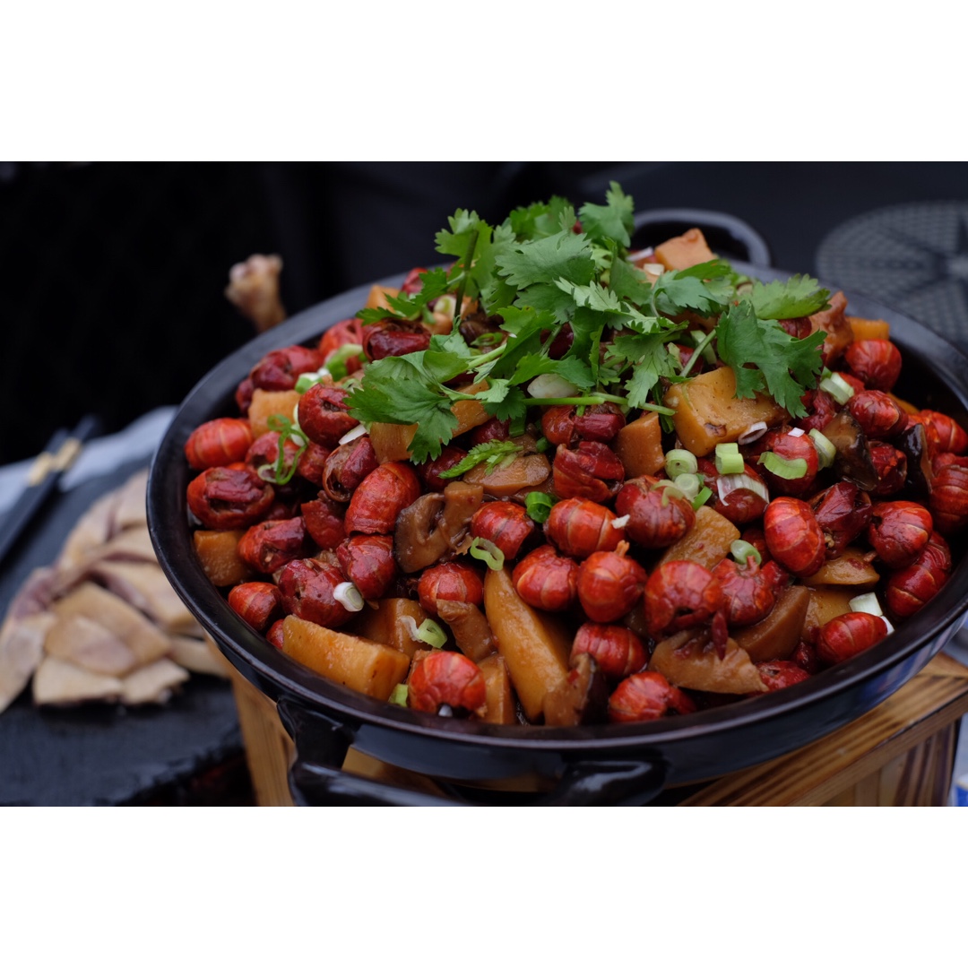 下厨房野战小分队-南京站黑巫婆大战粉萝莉露台野餐趴