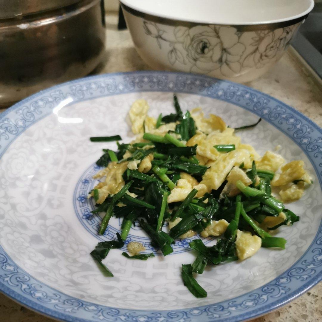 韭菜炒鸡蛋——三分钟快手下饭菜 掌握火候的秘诀