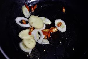 辣炒花蛤的做法 步骤4