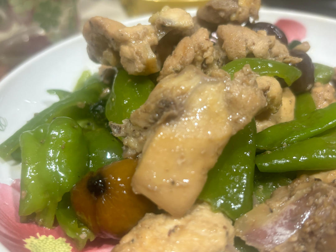 红烧鸡块 大盘鸡 青椒炒鸡做法