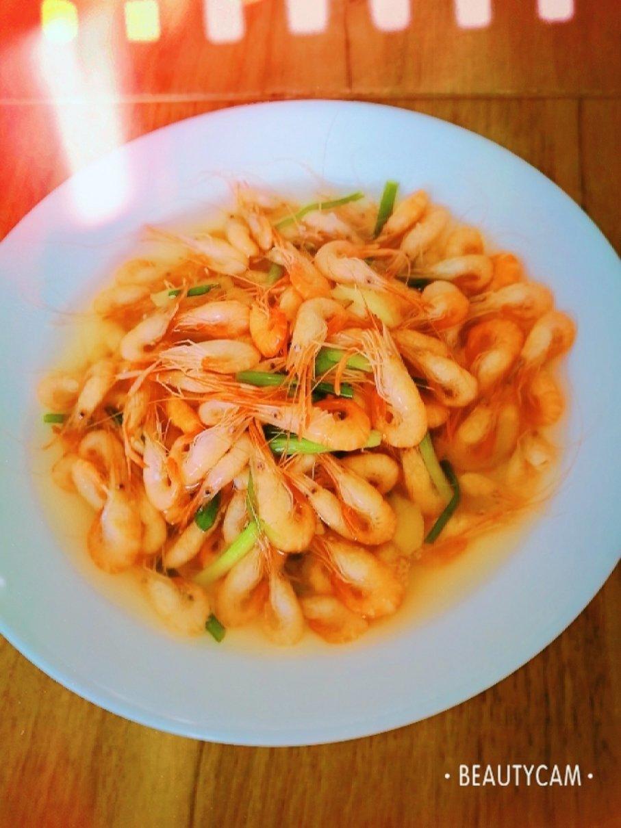 白灼河虾