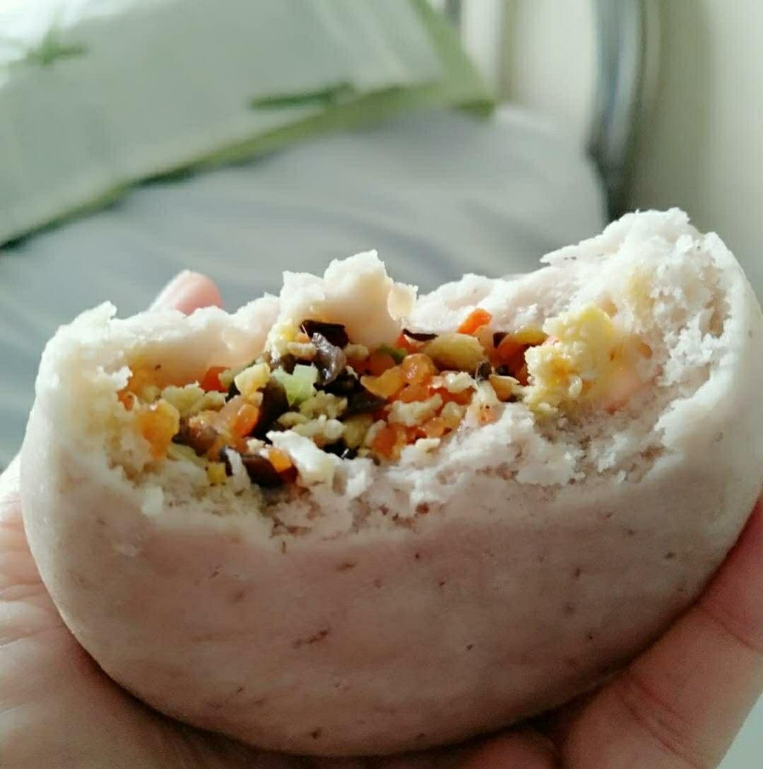 胡萝卜木耳鸡蛋素包子