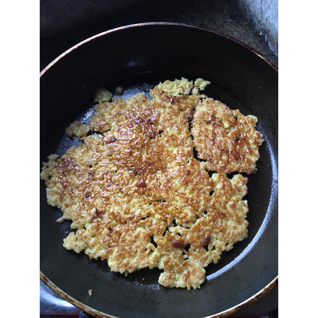 剩饭鸡蛋煎饼
