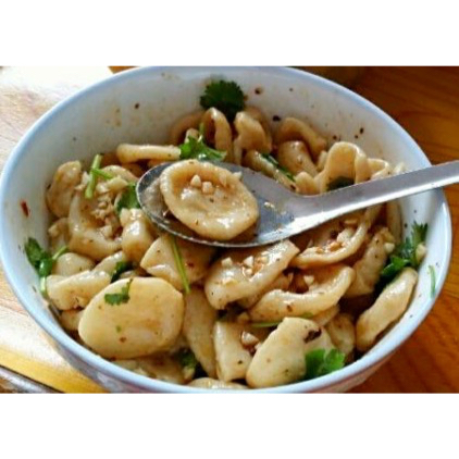 酸辣窝窝面