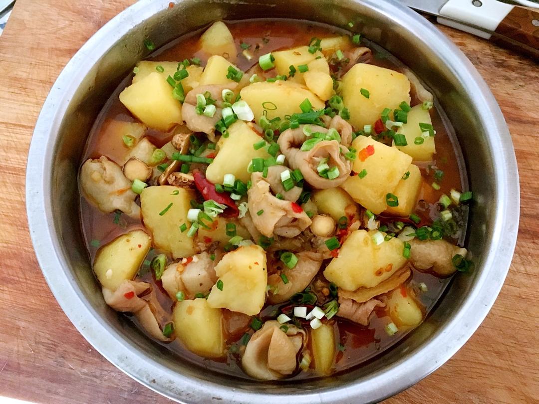 土豆烧肥肠