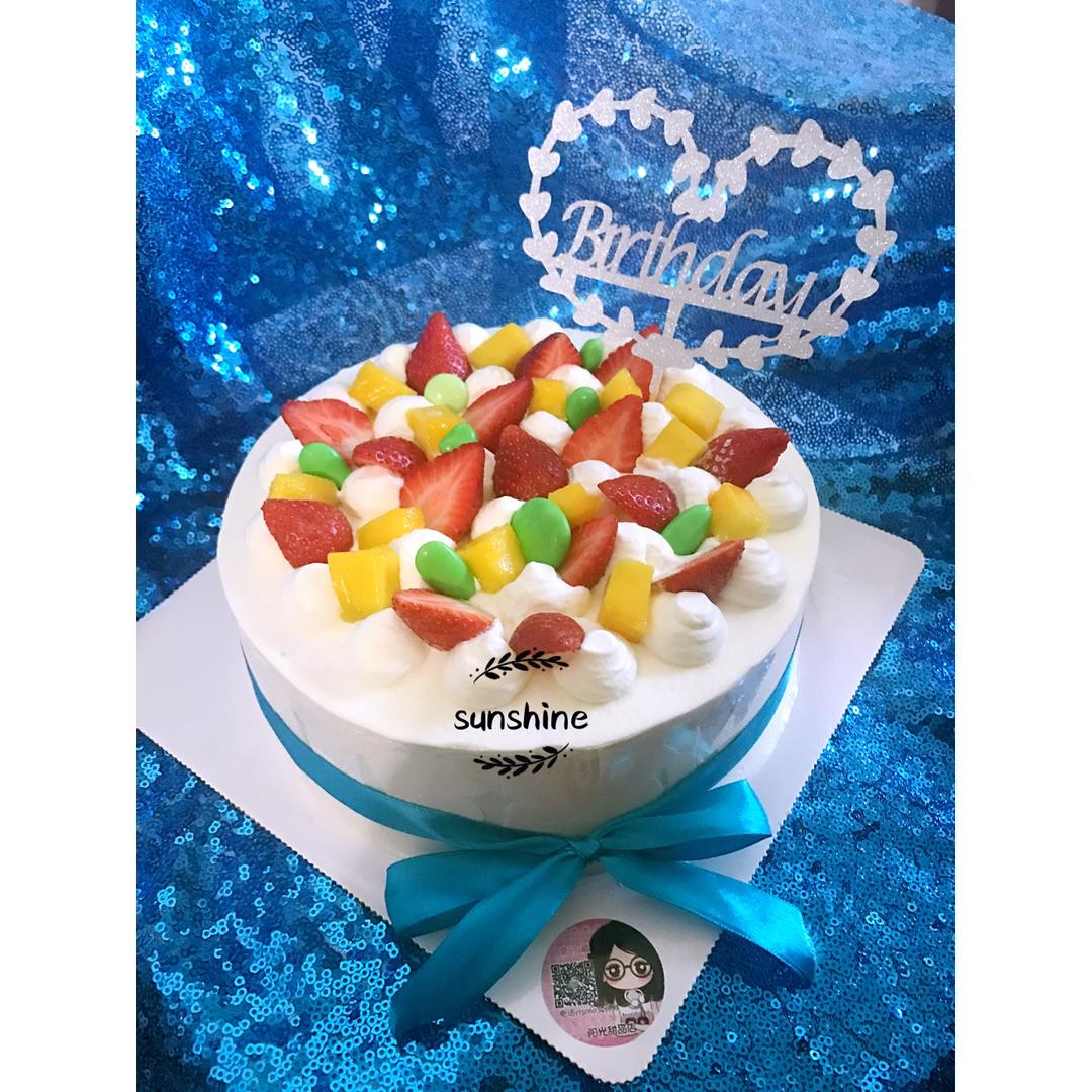 小莳嘟妈做的水果多多生日蛋糕