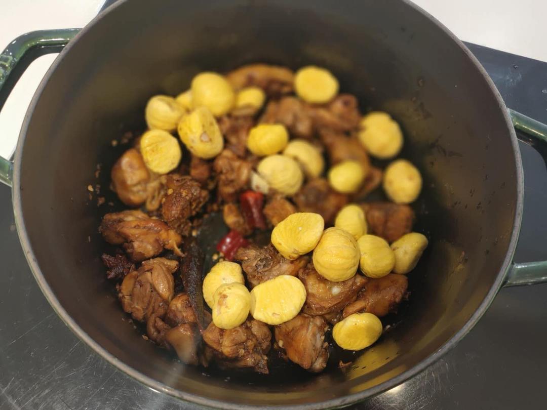 板栗烧鸡-Staub珐琅铸铁锅