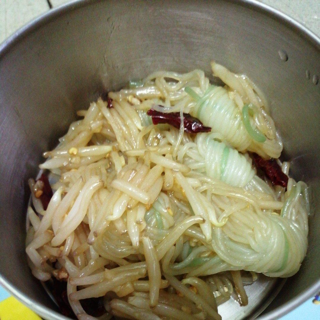 豆芽炒粉丝