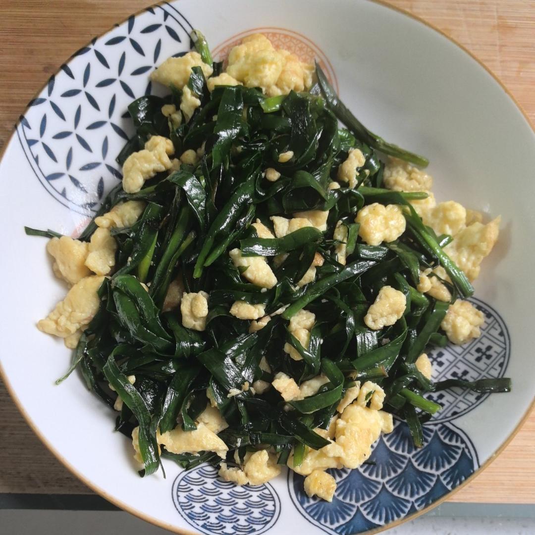 韭菜炒鸡蛋——三分钟快手下饭菜 掌握火候的秘诀
