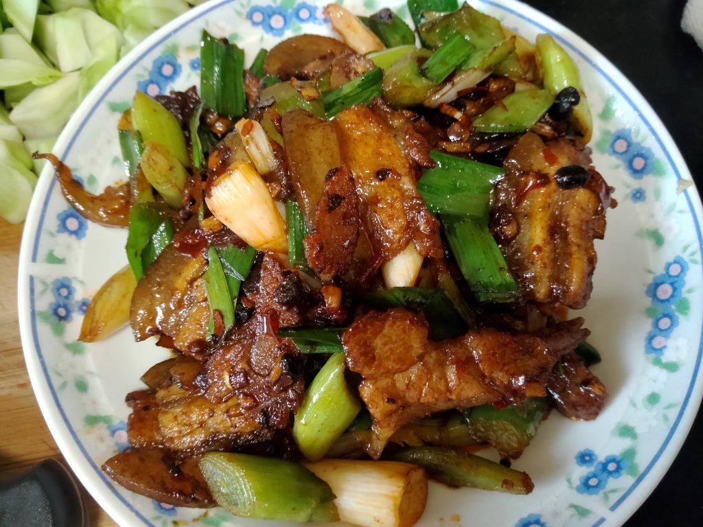 厨师长教你：“回锅肉”的正宗做法，先收藏