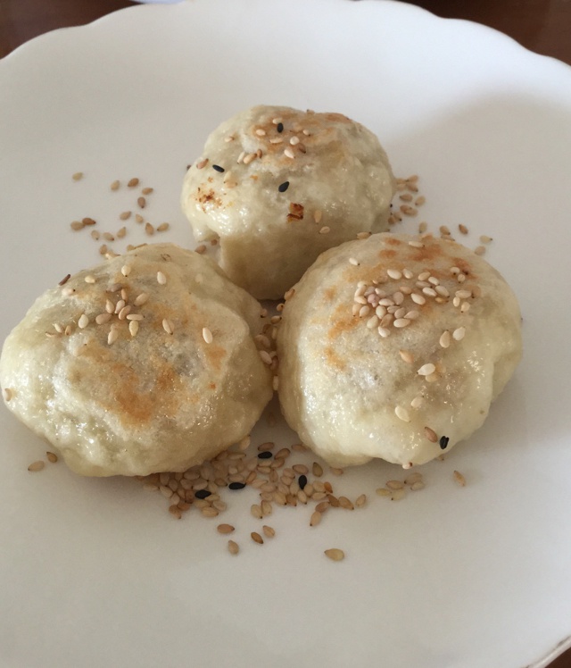 鲜虾猪肉生煎包（一定要看视频哟~）