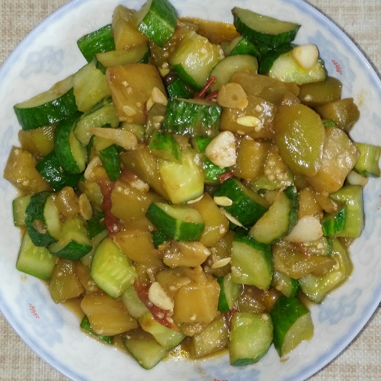 茄子炒黄瓜