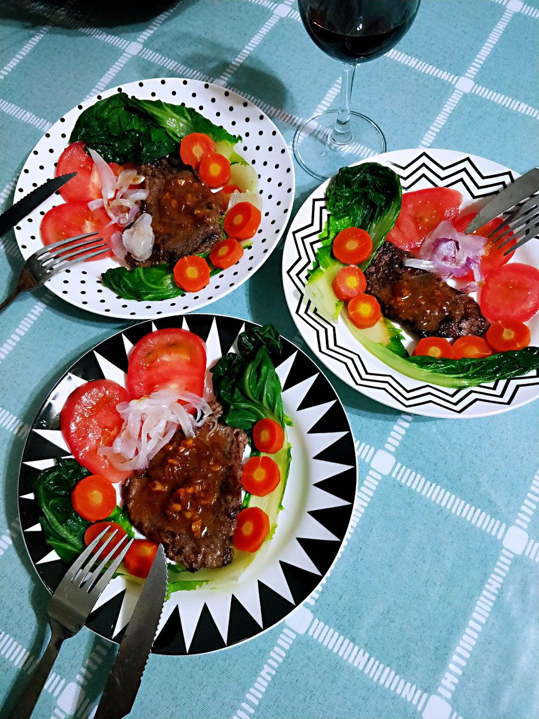 黑椒牛排