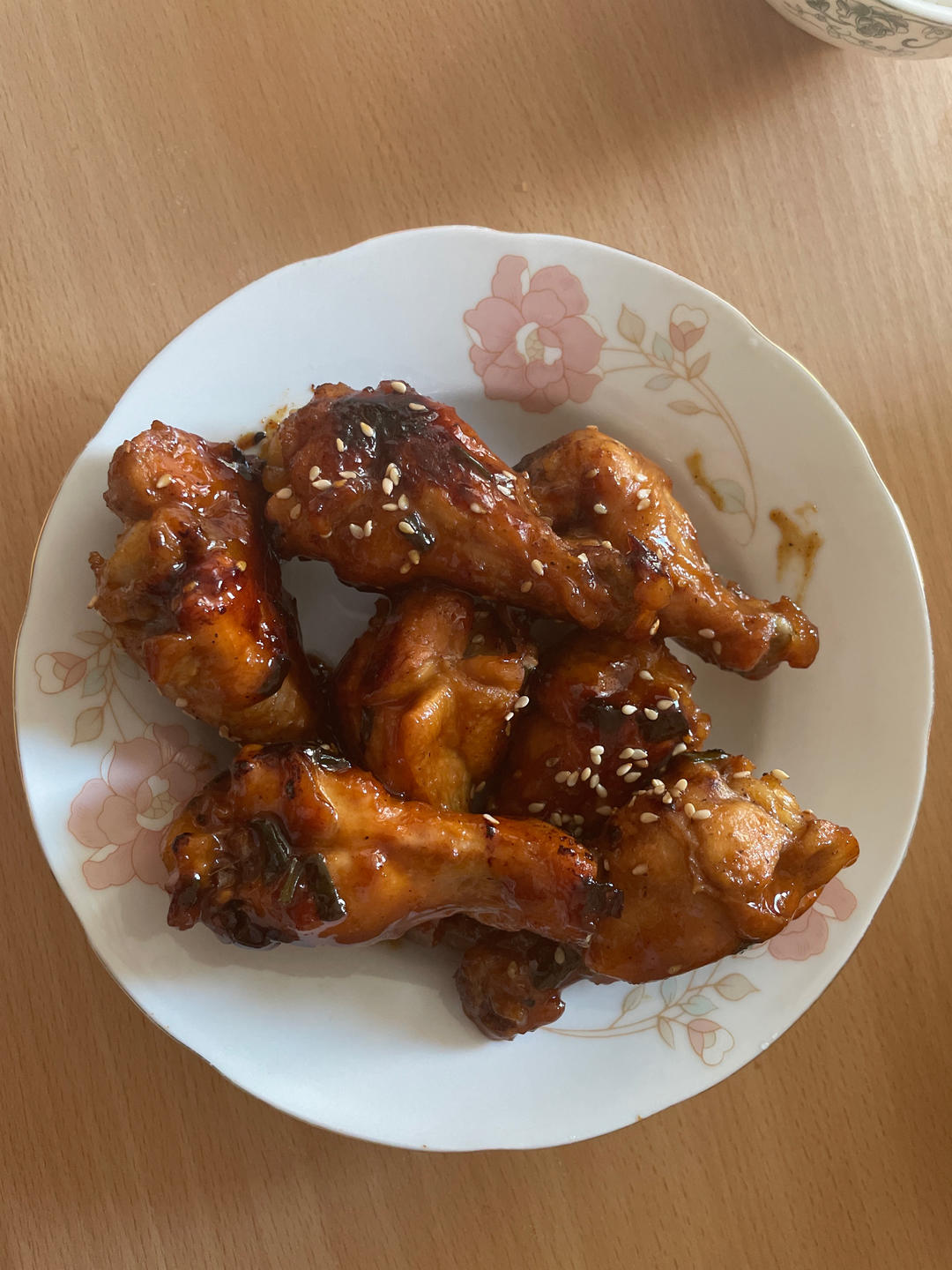 好吃到舔手指的「蒜香蜜汁鸡翅根」👍